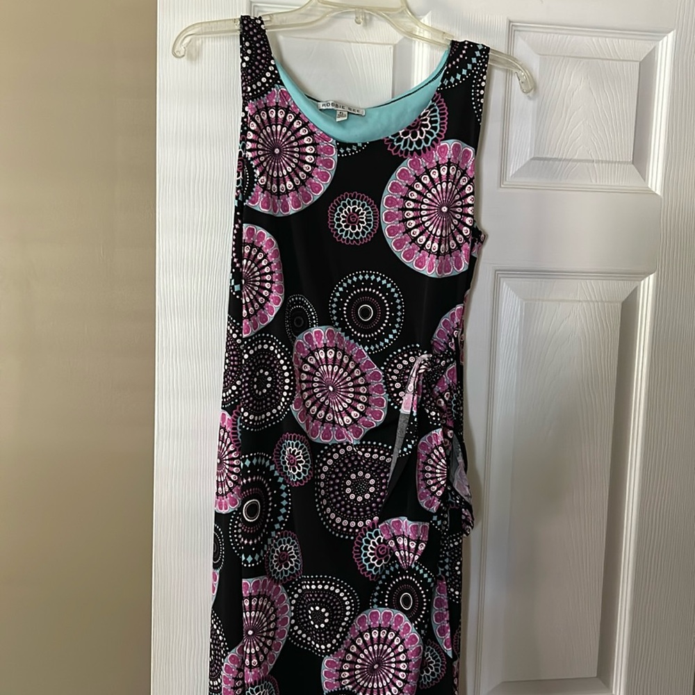 Very nice midi dress . Great colors